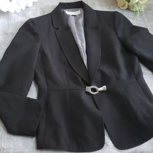 TAHARI STRIPED BLAZER SIZE 6P
